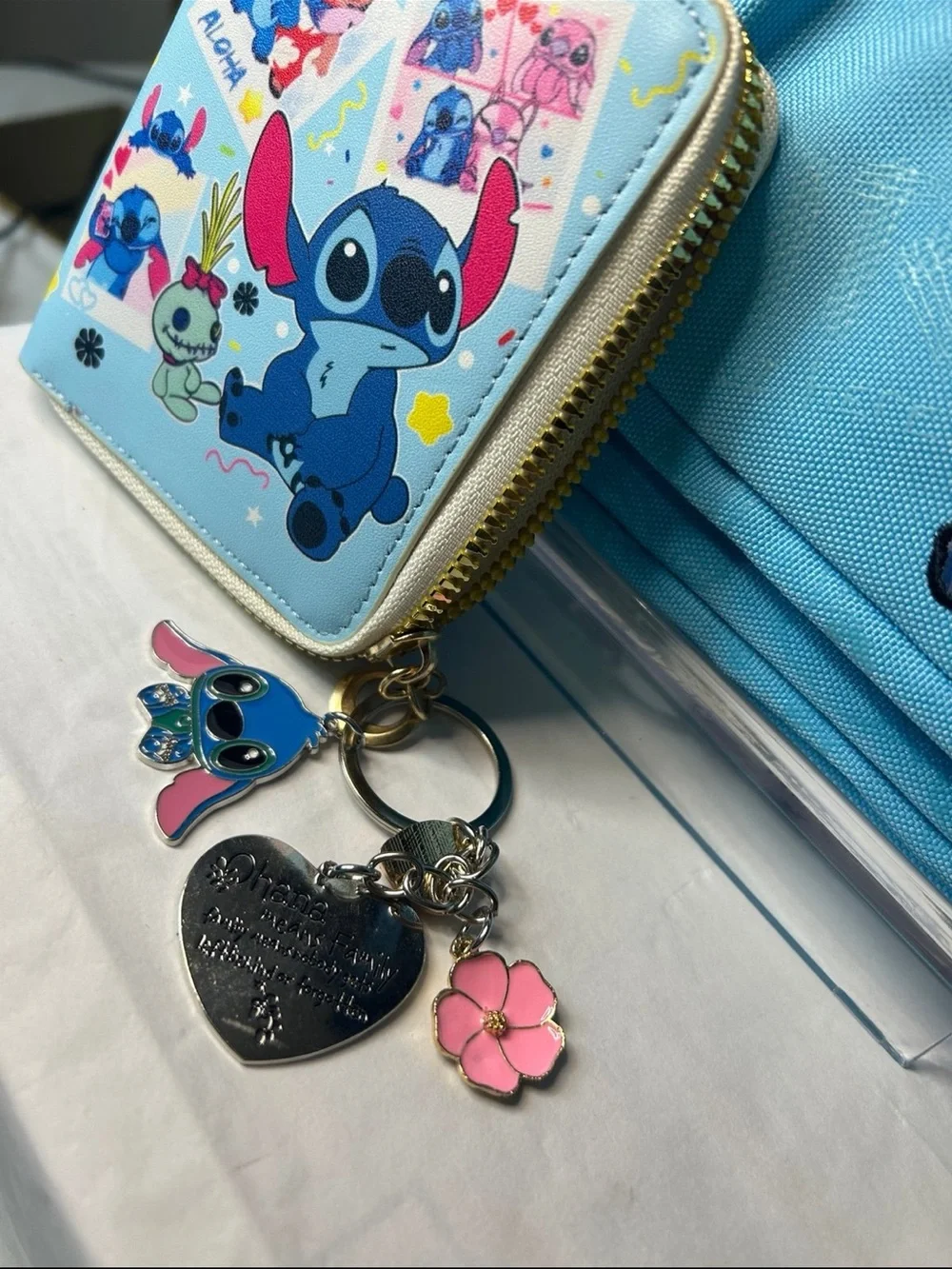 Disney Stitch Crossbody Bag with Matching Wallet & Charms - Picture 3 of 6
